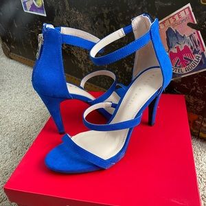 Kelly & Katie Shoes - Kelly and katie Courtnee bluette 8.5 heel Kelly & Katie Shoes - Kelly and katie Courtnee bluette 8.5 heel